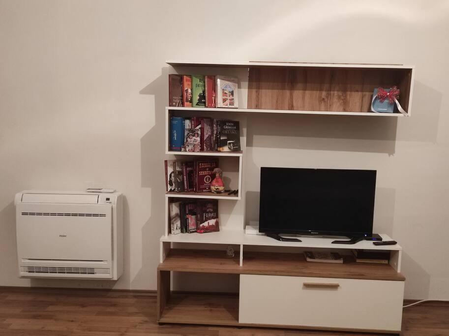 Modern Apartment In 티라나 외부 사진